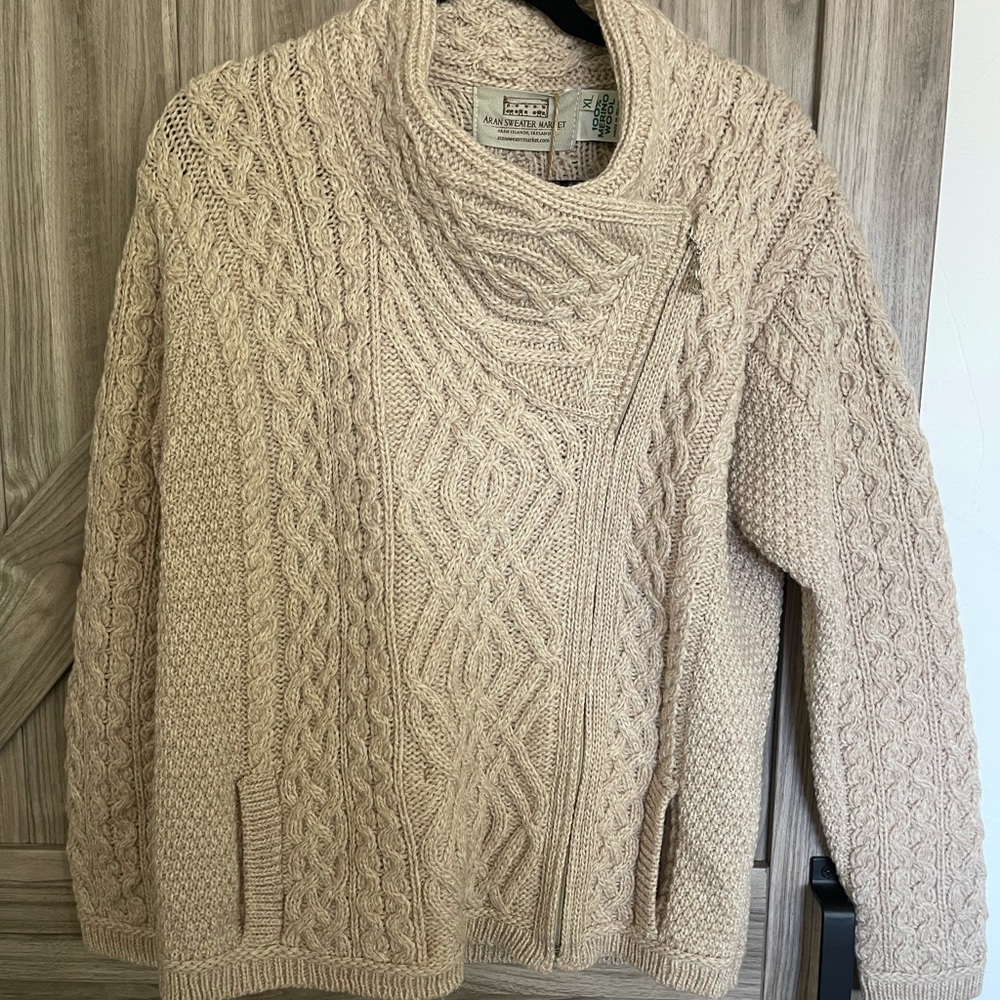 Aran sweater market - women’s XL IRELAND